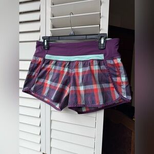 Lululemon Run Times Shorts in Wheezy Check Multi Heathered Berry Yum Yum Size 6